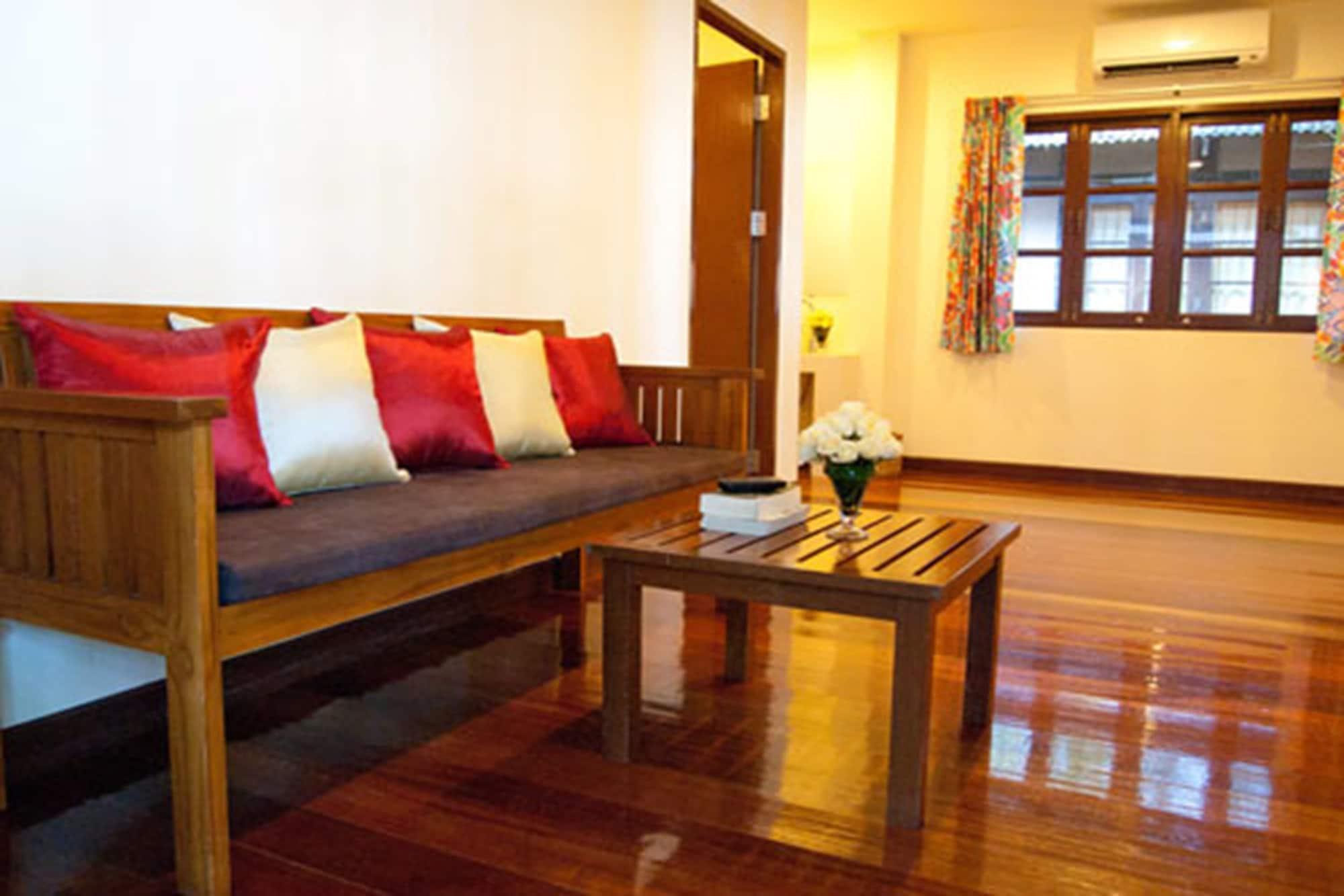 Baan Klang Aow Beach Resort Бан Крут Екстериор снимка