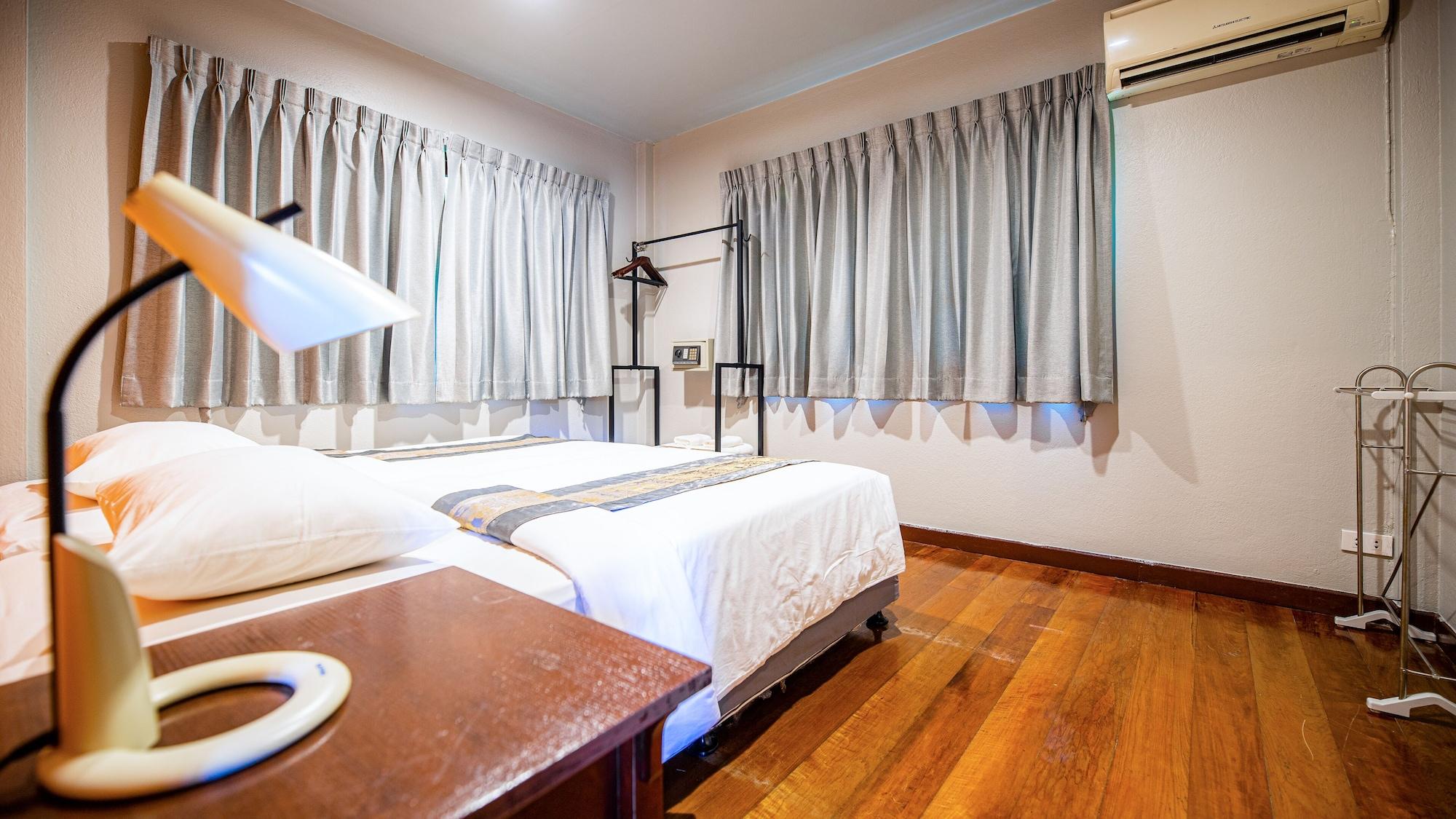 Baan Klang Aow Beach Resort Бан Крут Екстериор снимка