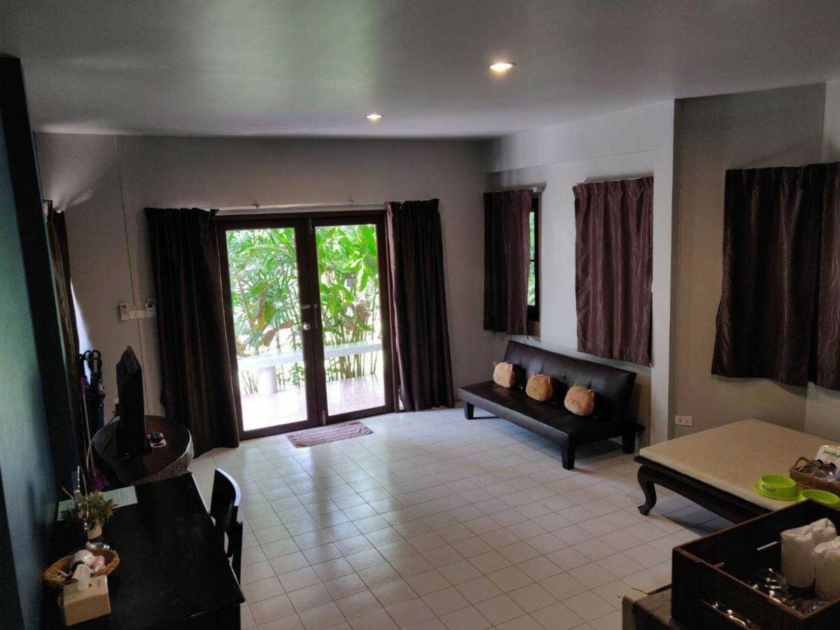 Baan Klang Aow Beach Resort Бан Крут Екстериор снимка