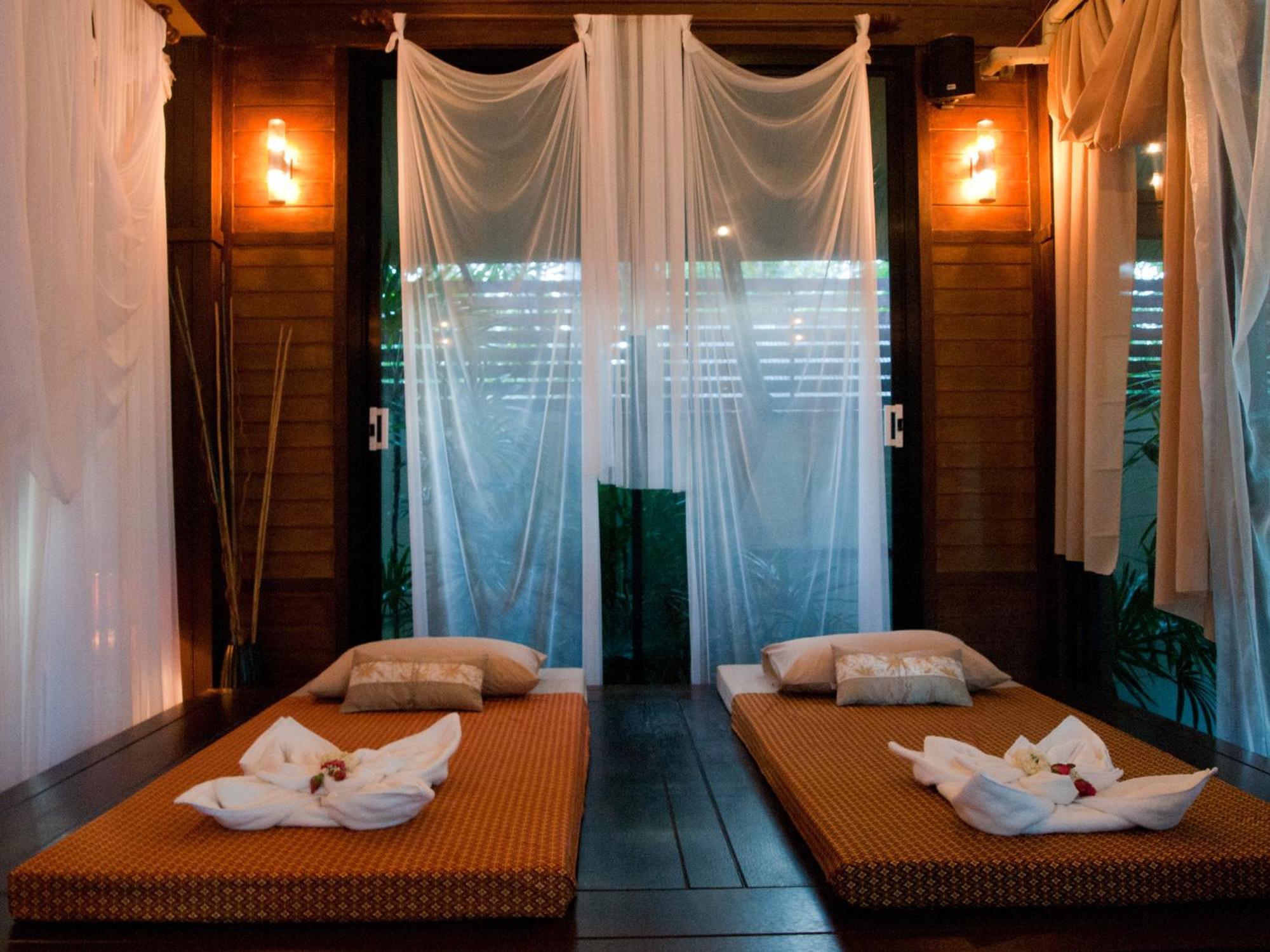 Baan Klang Aow Beach Resort Бан Крут Екстериор снимка