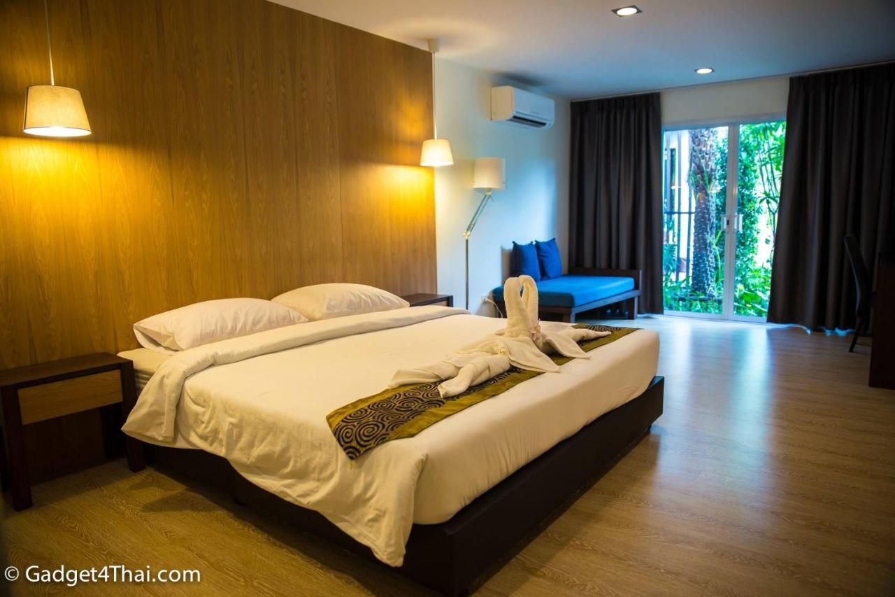 Baan Klang Aow Beach Resort Бан Крут Екстериор снимка