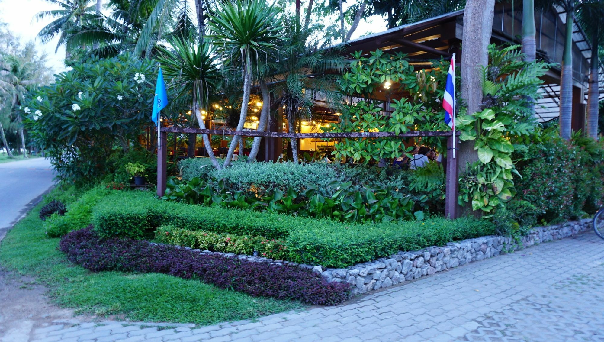 Baan Klang Aow Beach Resort Бан Крут Екстериор снимка